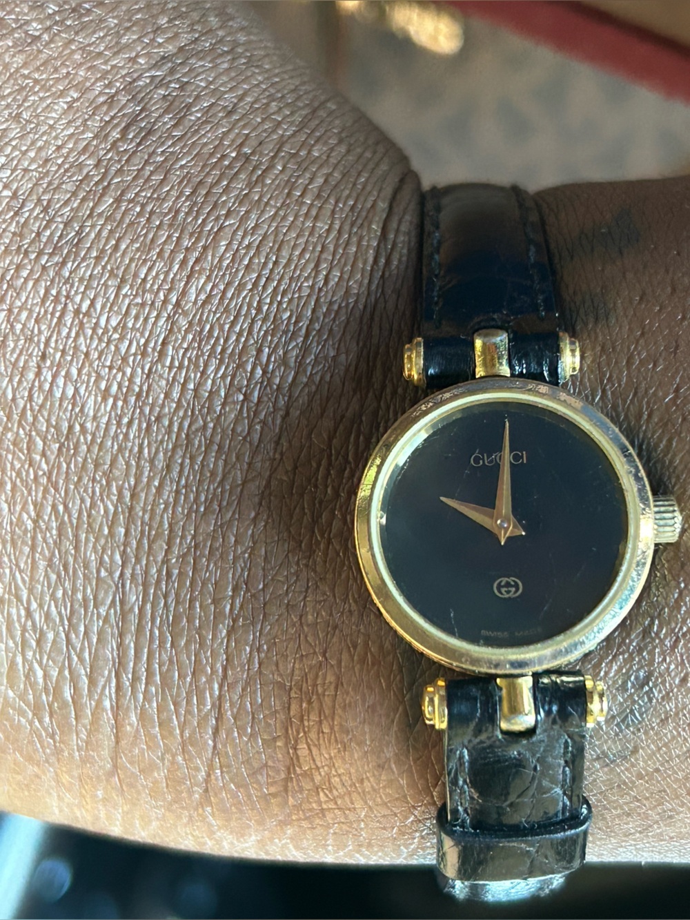 Vintage Women Gucci Watch